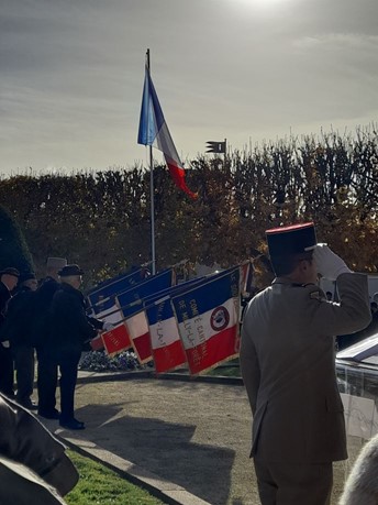 Mise en place et minute de silence